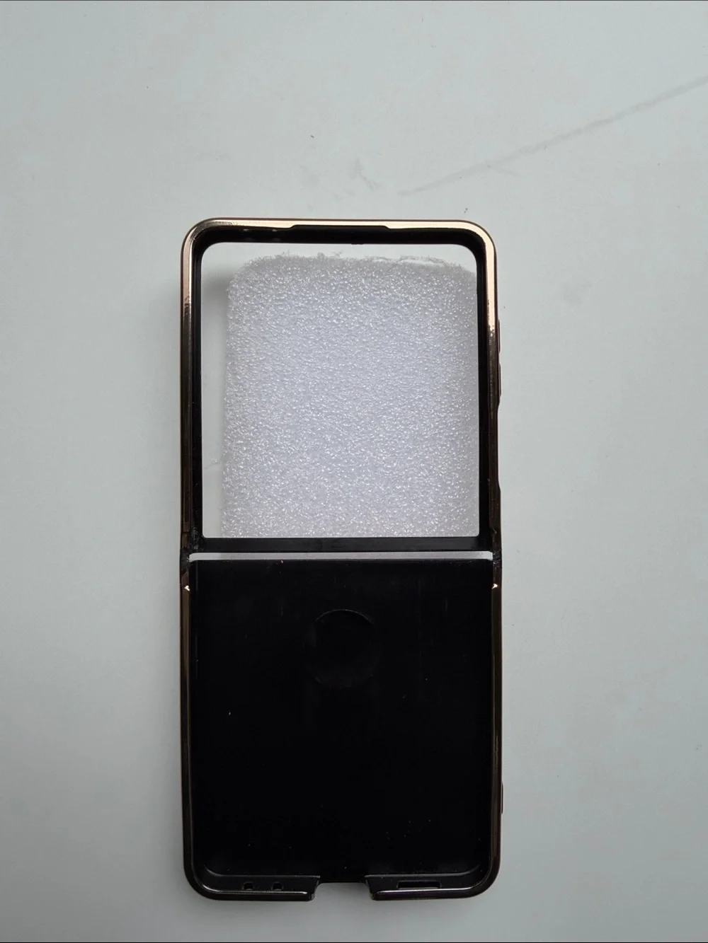 Galaxy Z Flip 7 Protective Case in Black & Gold